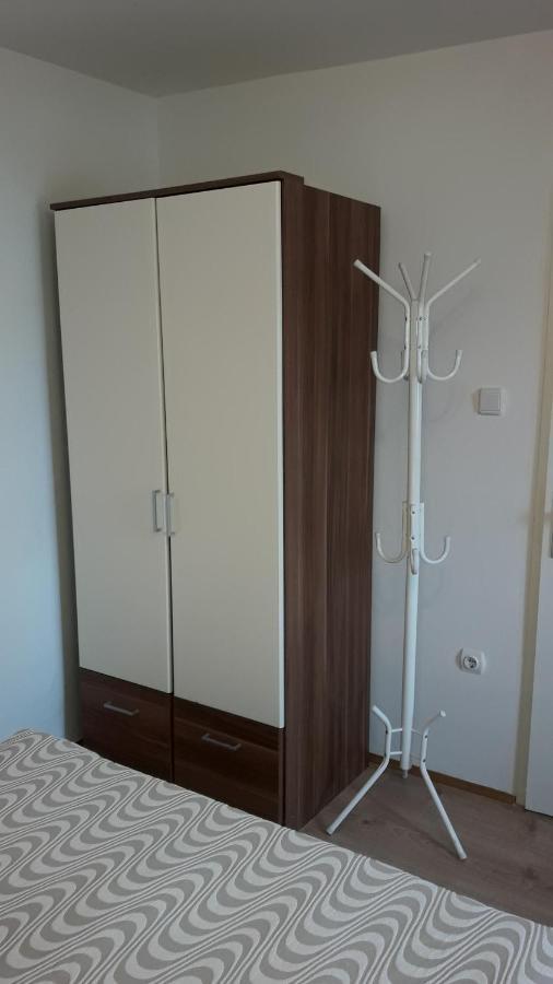 Apartmani Mirko Ljubac Razanac Exterior photo